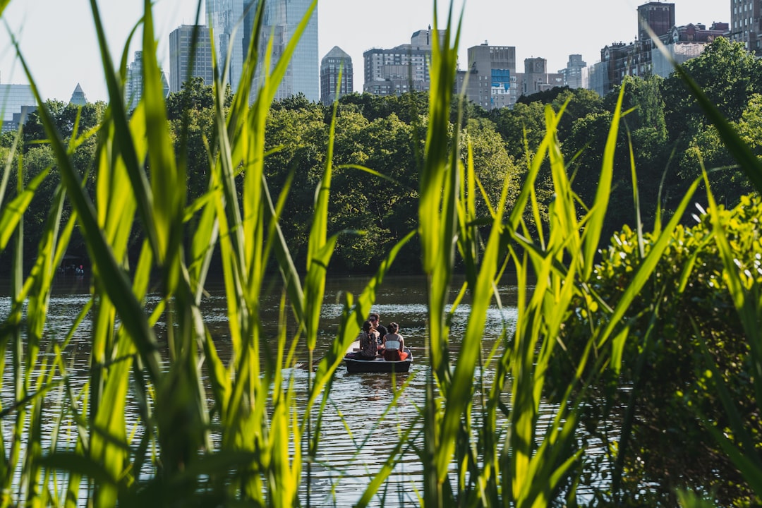 Doğayla İç İçe Şehir Kaçamakları: Haftasonu Rotaları ve İpuçları