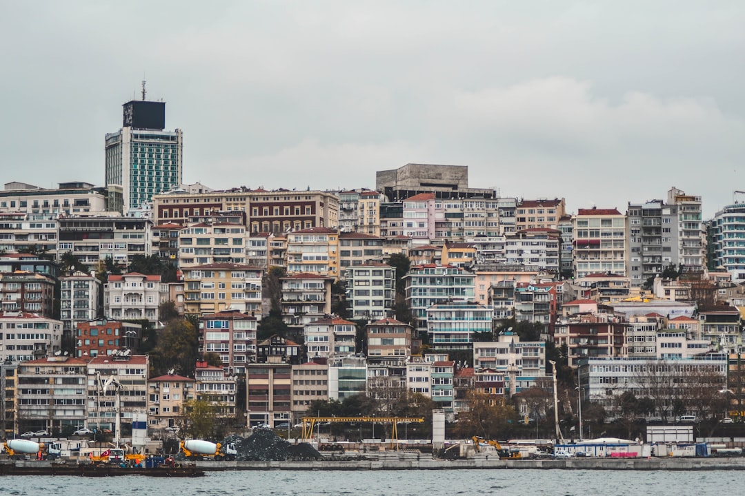 Türkiye’de Büyüme Stratejileri: Sürdürülebilir Kalkınma ve Gelecek Perspektifleri