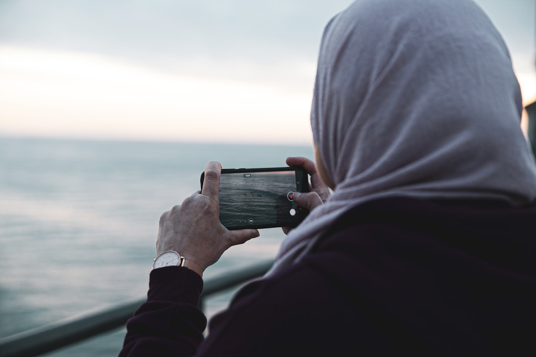 Günümüz Dünyasında İslam ve Teknoloji: İnanç ve Dijital Yaşamın Kesişimi