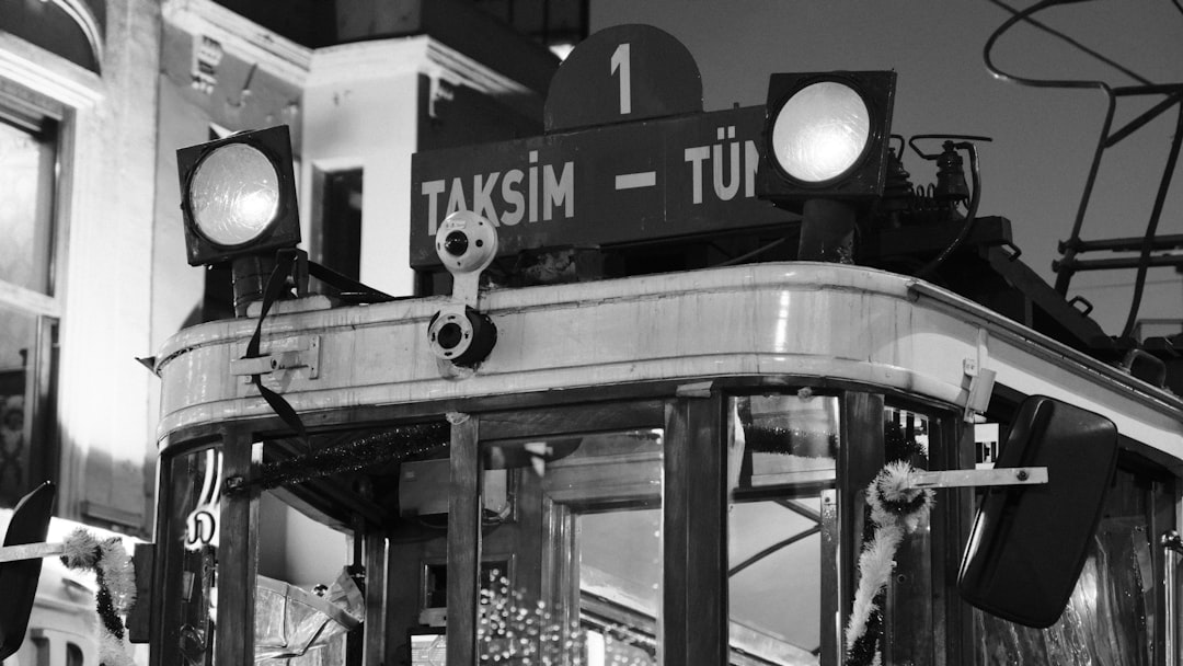 Türk Sinemasının Unutulmaz İkonları ve Hikayeleri: Yeşilçam’dan Günümüze