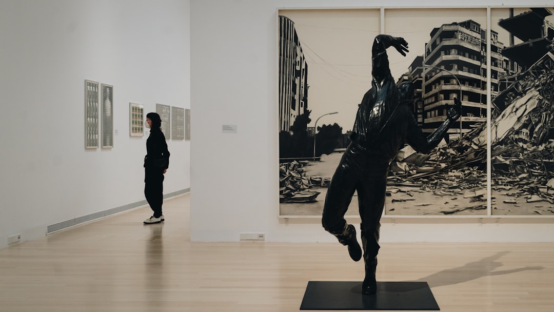 Sanatın Evrimi: Tarihten Günümüze Teknoloji ile İç İçe Geçen Sanat Akımları