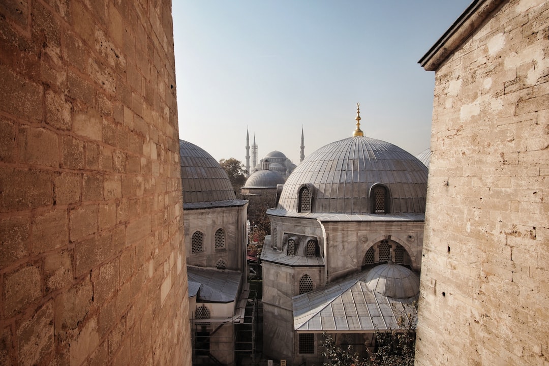 Osmanlı’nın Gizli Tarihi: Kayıp Saraylar ve Tarih İçindeki İzleri