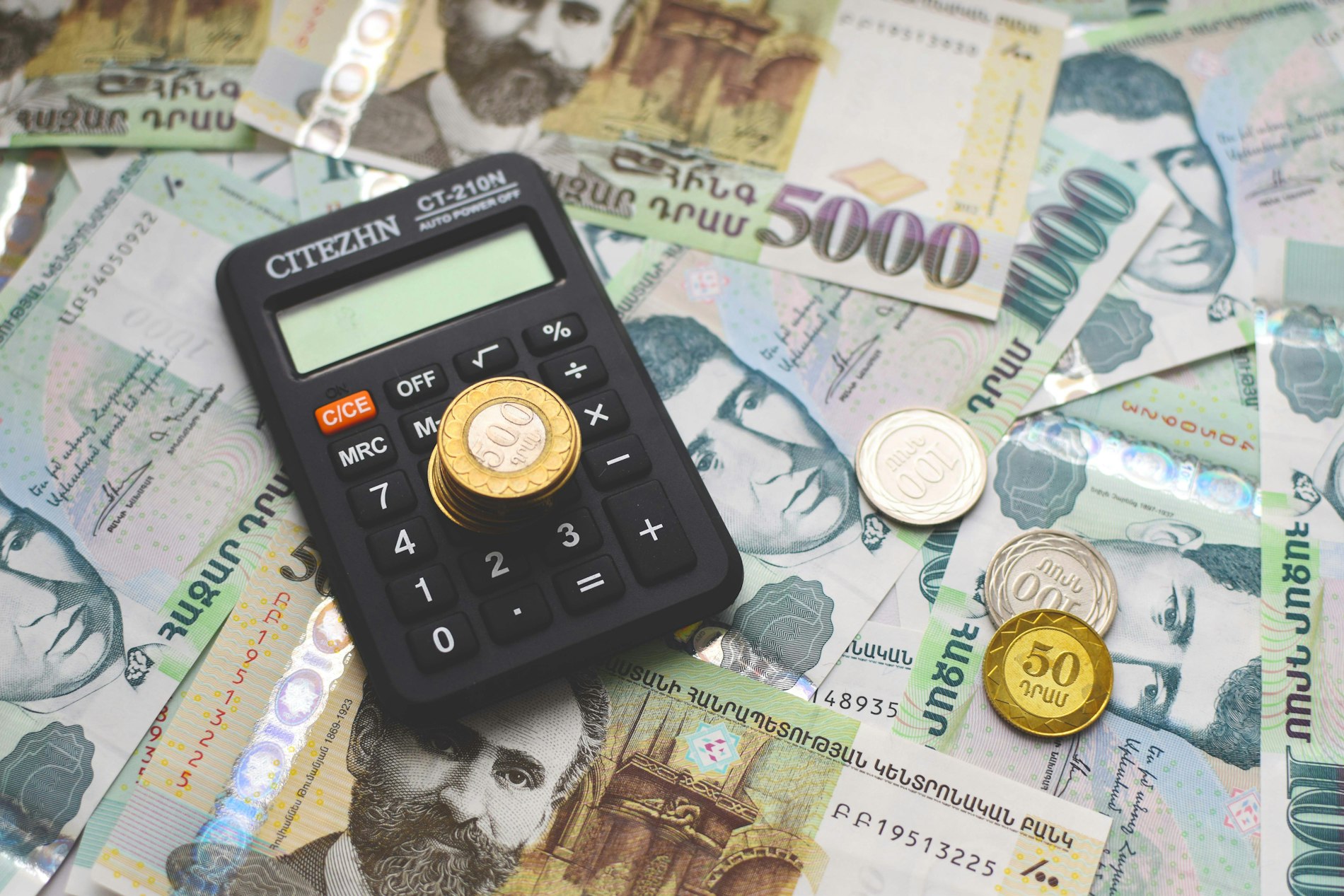 Yüksek Getirili Pasif Gelir Modelleriyle Finansal Özgürlüğe Ulaşmanın Yolları