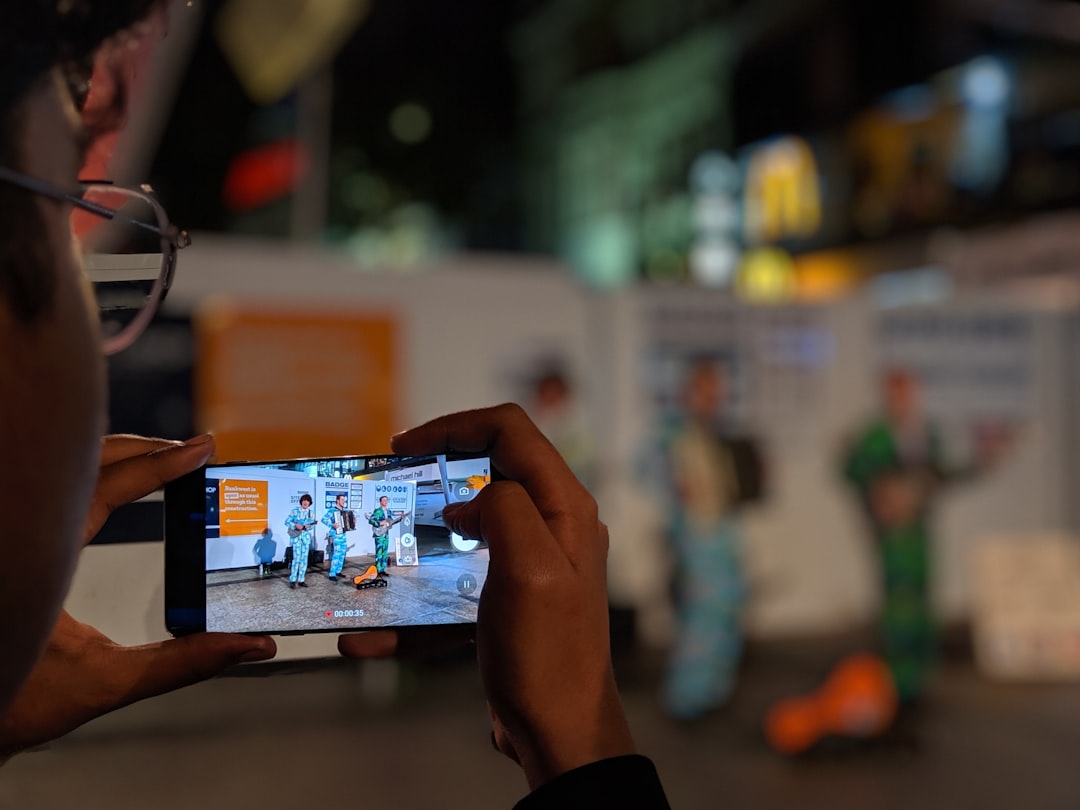 Metaverse ve Artırılmış Gerçeklik Uygulamalarının Günlük Yaşama Entegrasyonu ve Geleceği