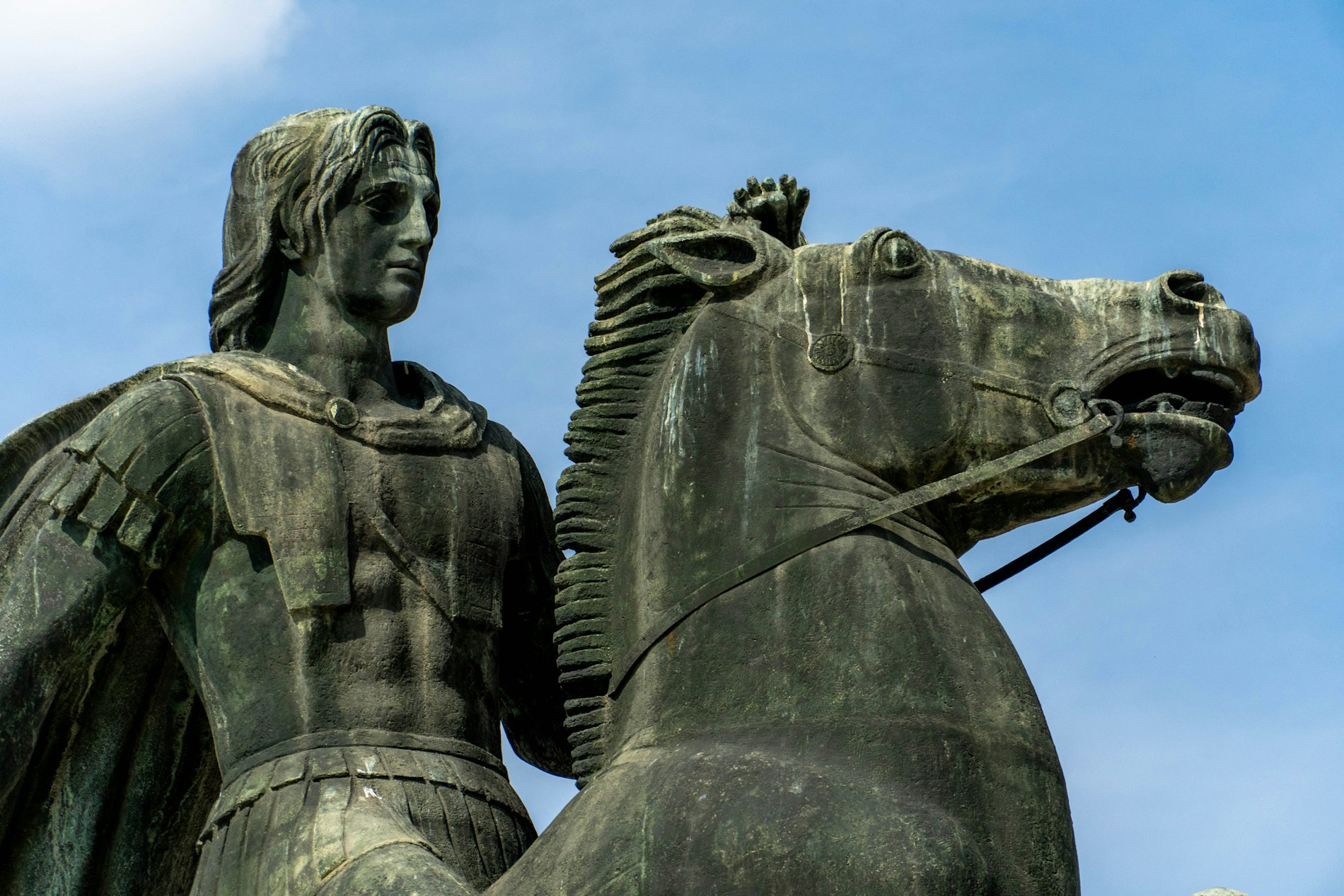 Tarihin Unutulan Efsaneleri: Bilinmeyen Kahramanlar ve Olaylar