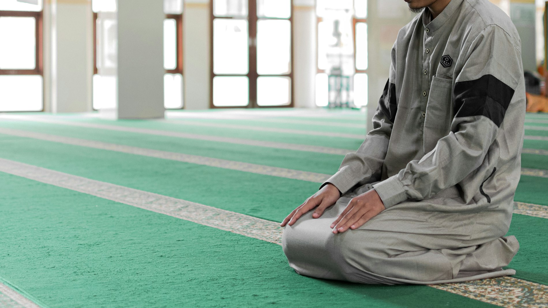 İslam Dininde Ruh Sağlığını Korumak: Manevi Pratikler ve Günlük İbadetler ile Mutluluğa Ulaşma Yolları